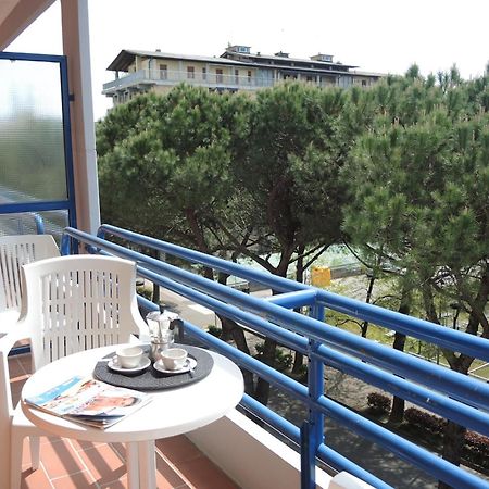 Nice Apartment With Terrace Next To The Sea Bibione Bagian luar foto